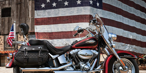 アメリカンバイクの代表であるビンテージハーレー。